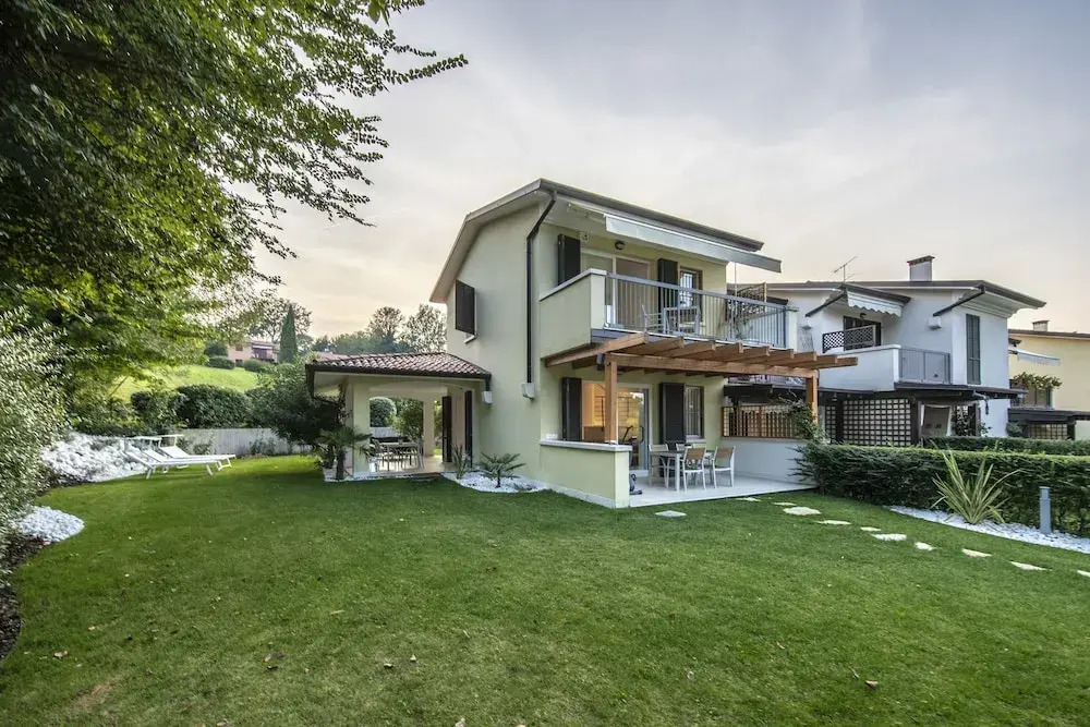 Italia Living Villa