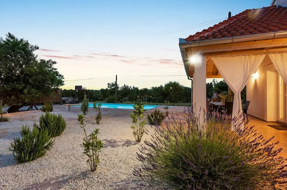 Charming House With Pool 10 Min From Sibenik