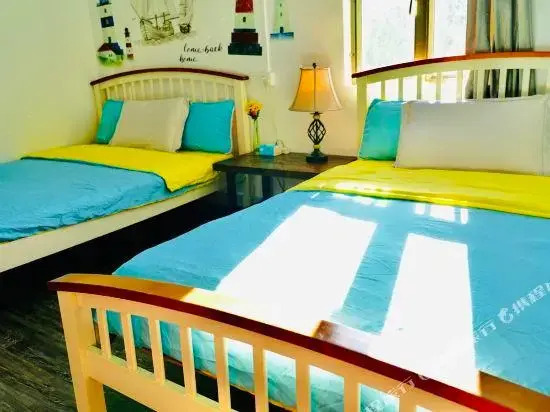 Sanyuehai Youth Inn