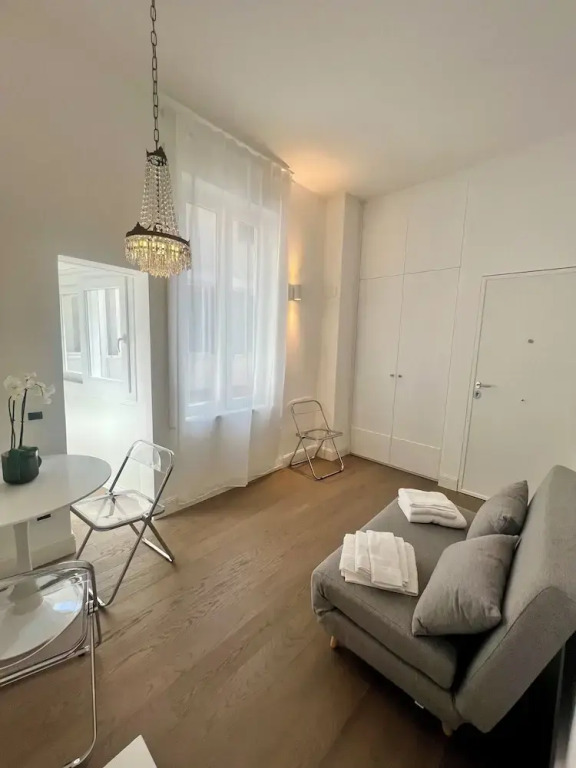 Lion Suite