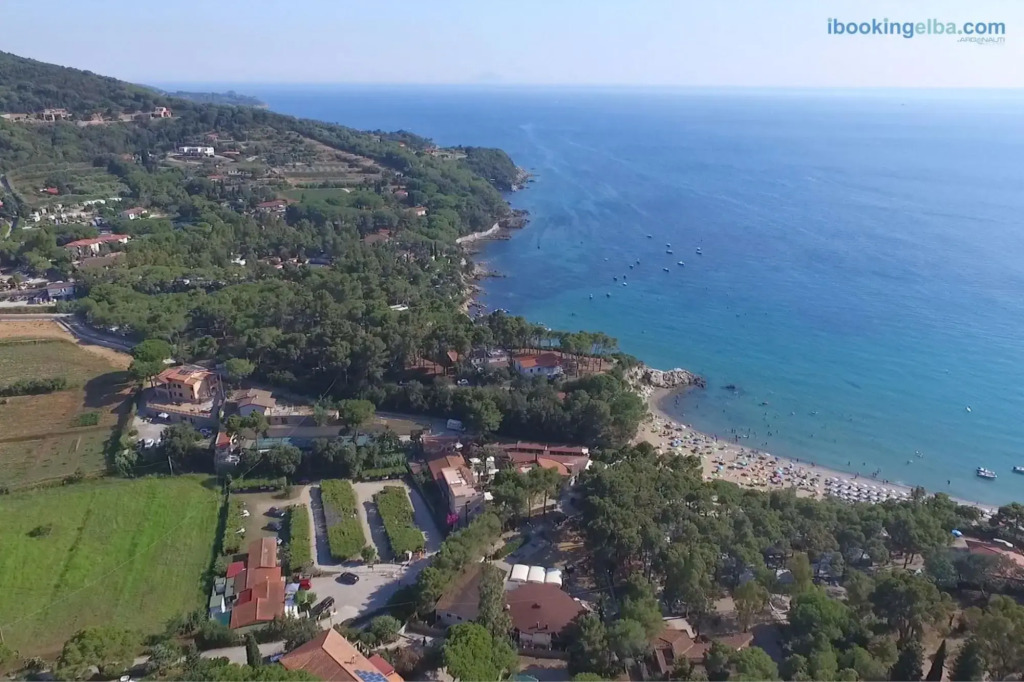 La Risacca Apartments - Three-Room Apartment Sea View a few steps from Lido di Capoliveri beach-Appartamenti La Risacca - Trilo 4 VM