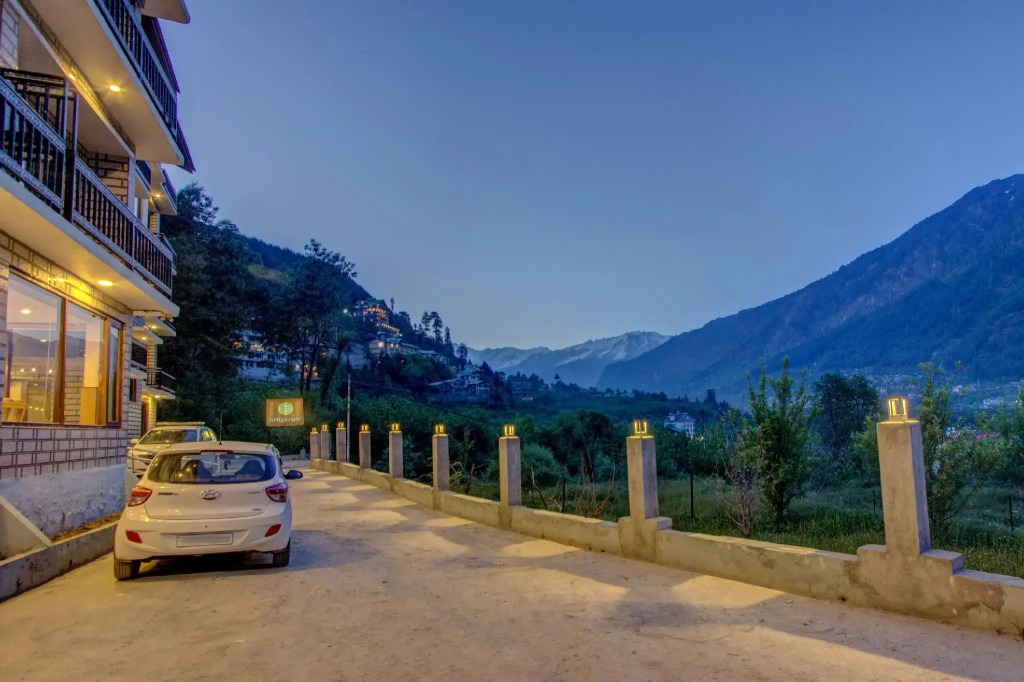 Mango Hotels Manali