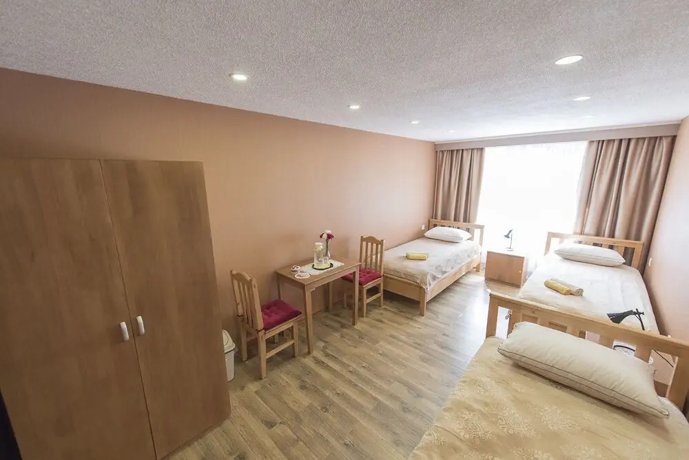 Azara Bed and Breakfast