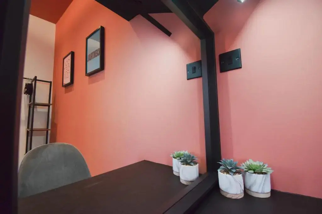 Central Stays - Luxury 3 Bedroom House in Central Chester SLEEPS 6