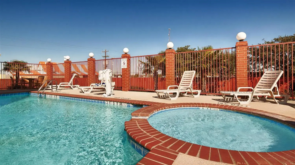 Best Western Giddings Inn & Suites