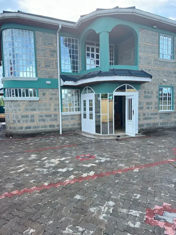 Naivasha Gate- Away Palace