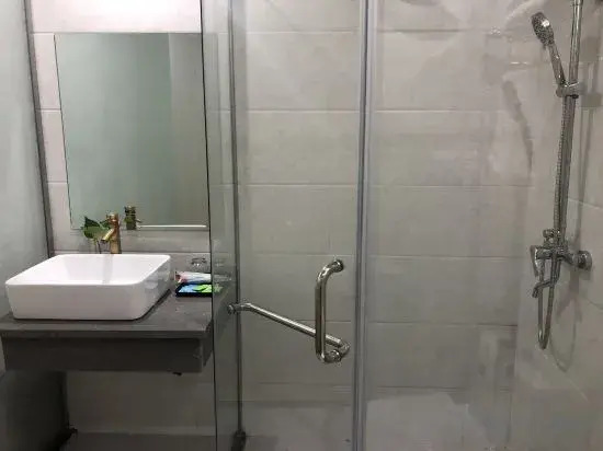 Yuyao Yijia Hotel