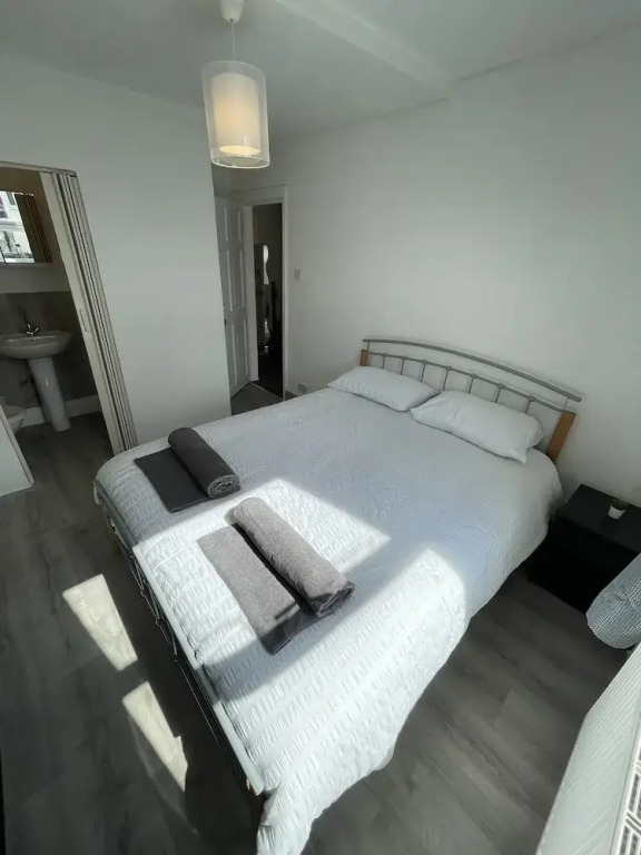 Standard Bed and Breakfast