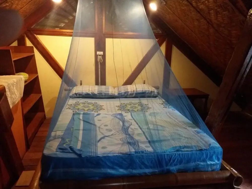 Henry's Hostel
