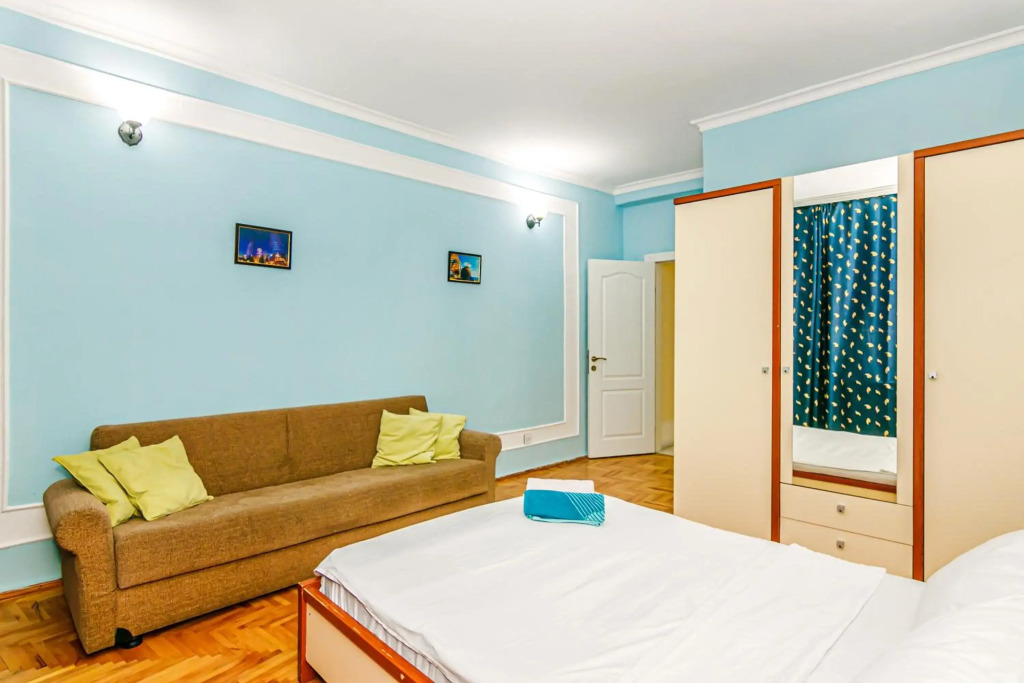 Targovu 4 Room Lux Apartment