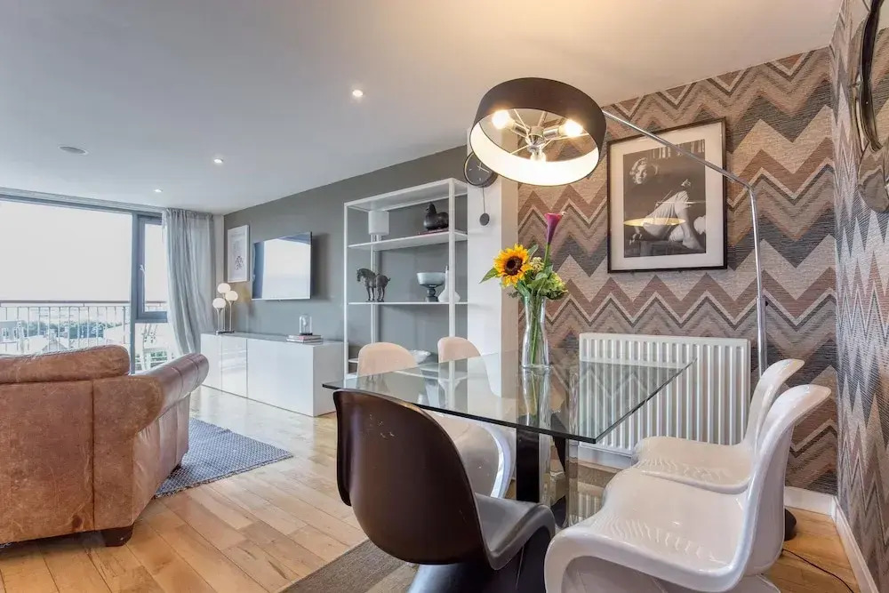 SECC Hydro Executive 7 Apartment