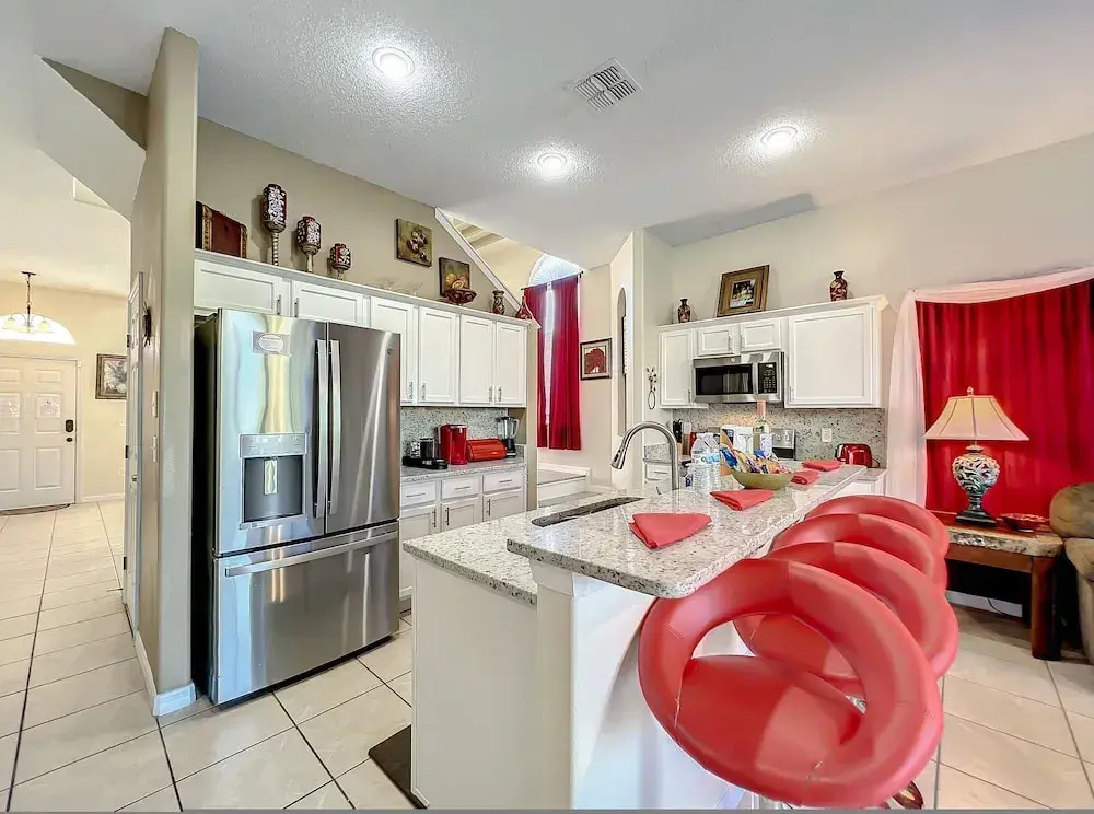 Scuttle Vacation Pool Home W Spa