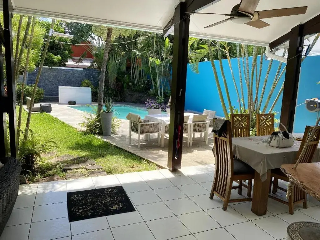 Villa de 2 chambres avec piscine privee jardin clos et wifi a St Pierre