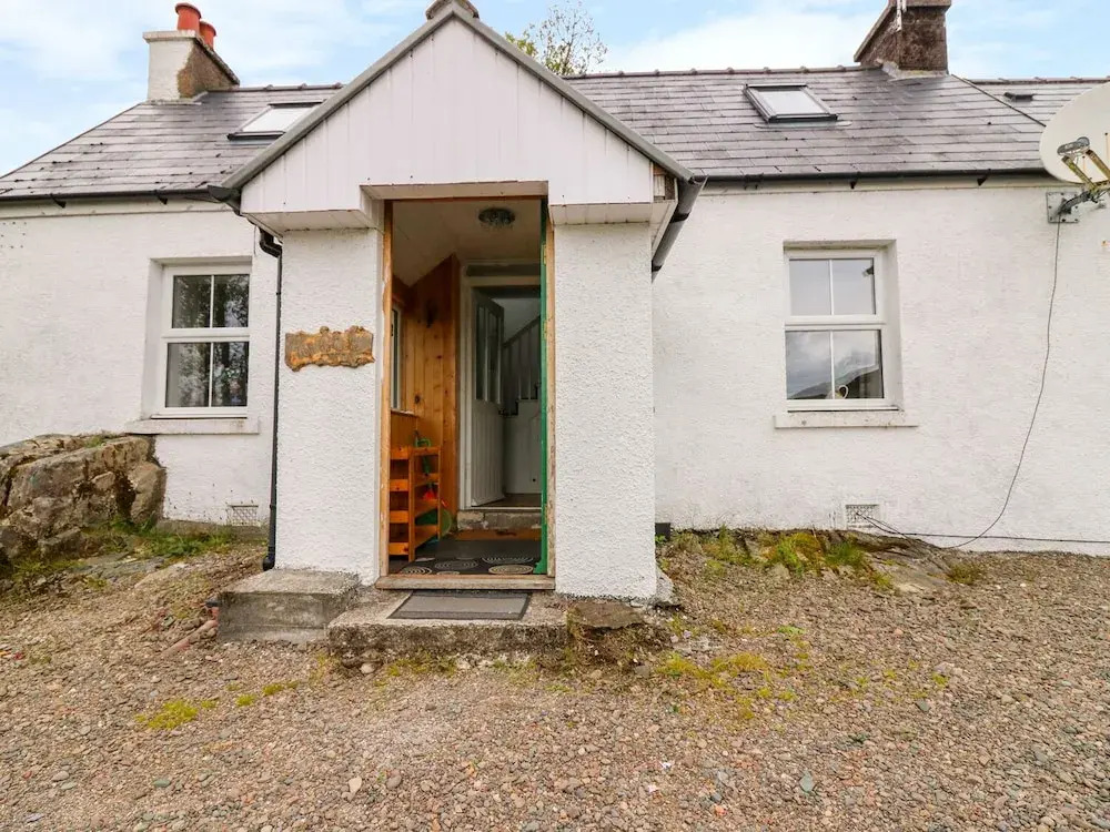 House On The Slip