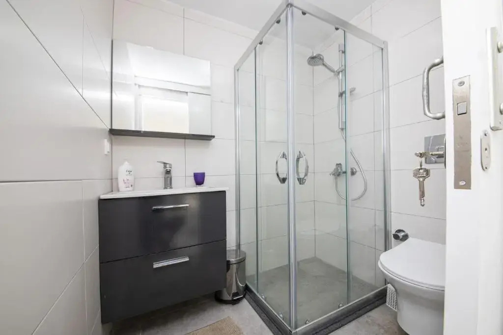 Flat With Sea View Pool and Terrace in Bodrum