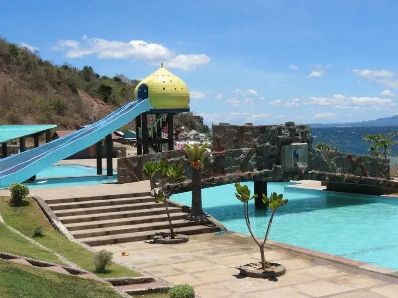 Seas Spring Resort
