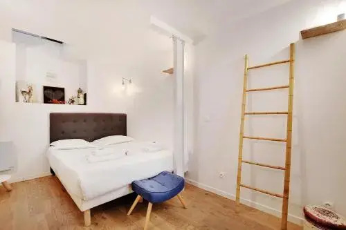 Cmg Cavallotti - Montmartre