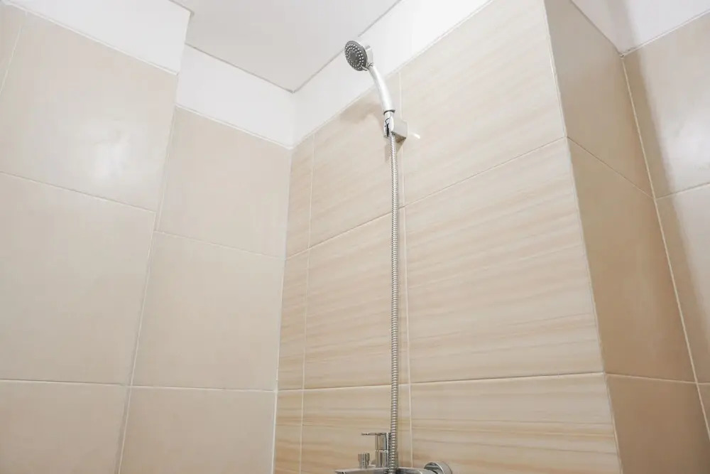 Comfy and Nice 2BR at Paradise Mansion Apartment