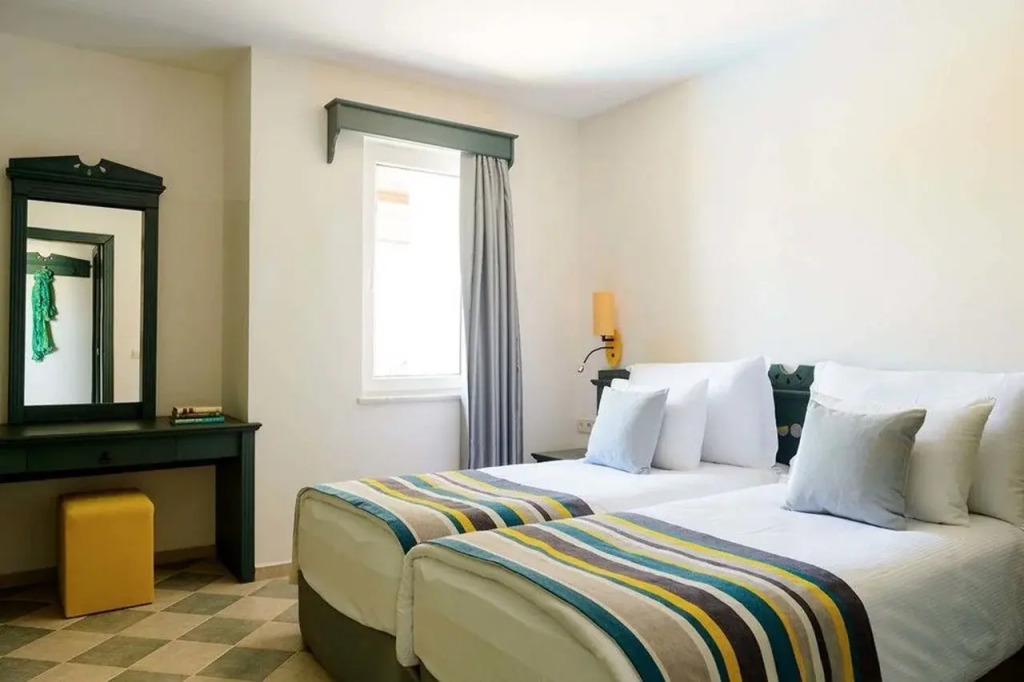 Smartline Sunpark Aramis Hotel