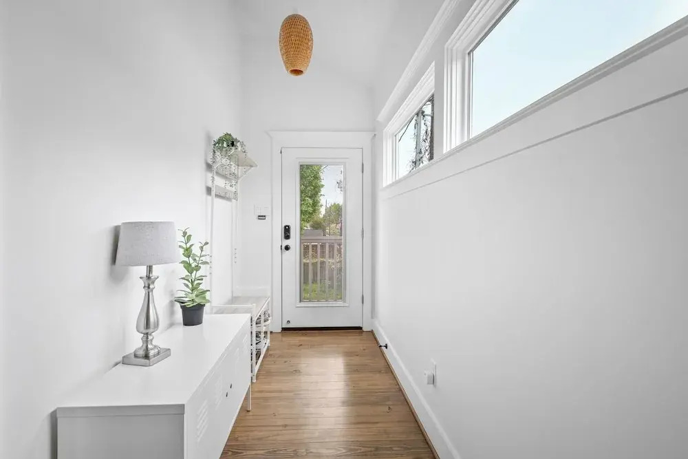 Wonderful Getaway 1BR with Balcony Views