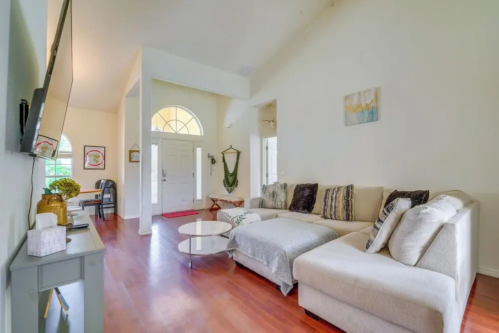 4 Mi to Dtwn Inverness: Pet-friendly Family Home