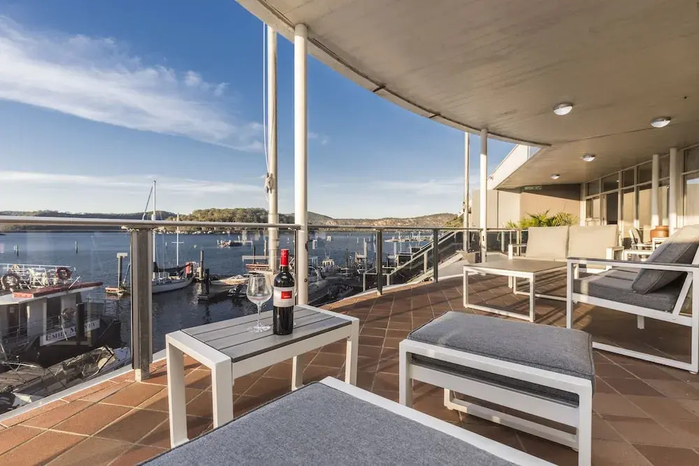 3 Bedroom Waterfront Penthouse on the Hawkesbury