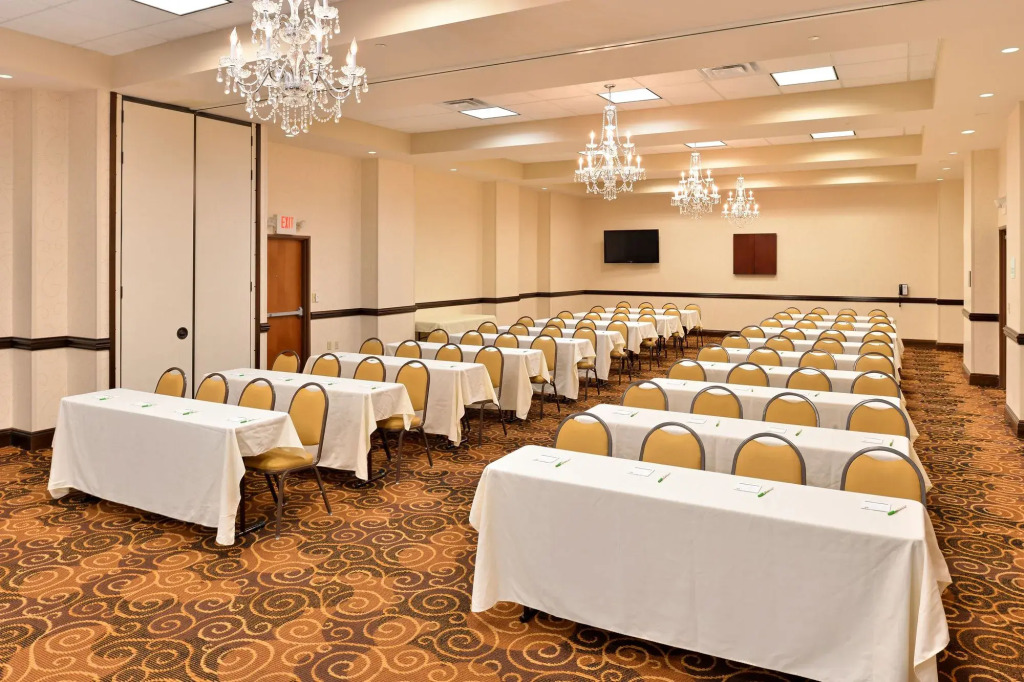Holiday Inn Montgomery Airport South by IHG