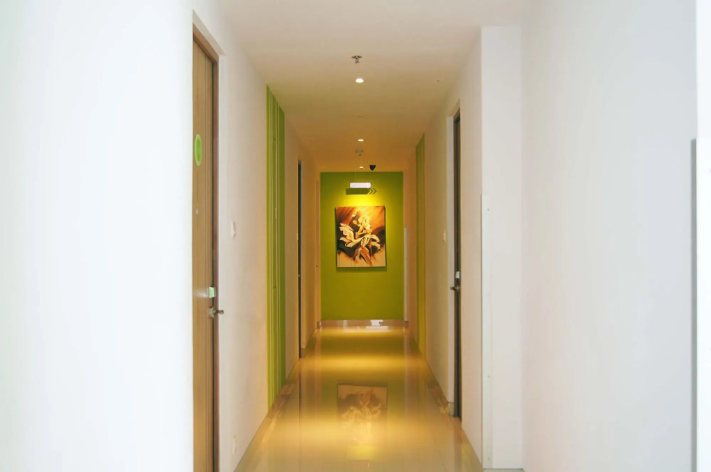 Mooz Hotel Surabaya