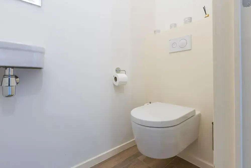 Apartment on the 2nd Floor for Family