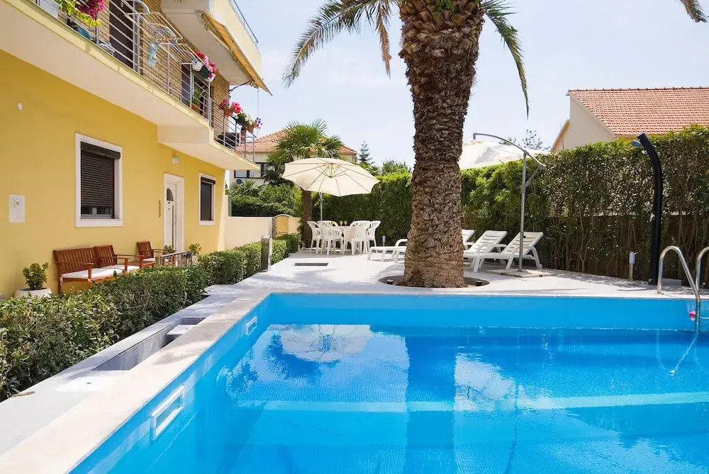Apartments Neq