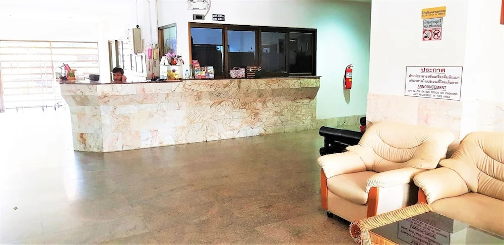 Sea View 4th Floor 1 bed Condo at View Talay 2
