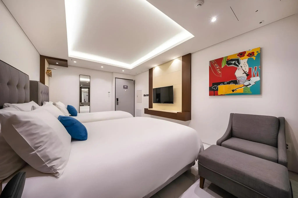 Sweet May Seogwipo Hotel