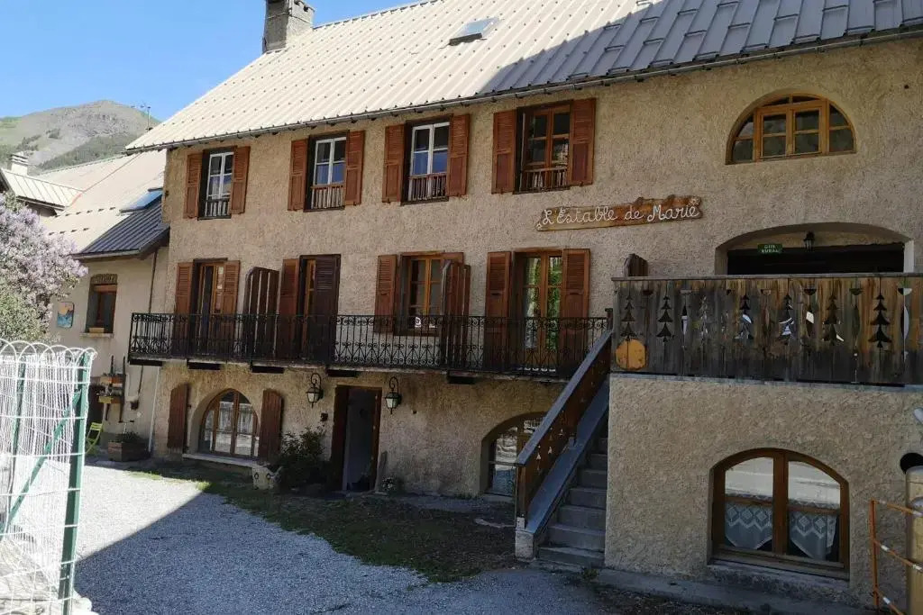 Gîte Neige Cordier - Villar dArène center 2 bedrooms and large terrace