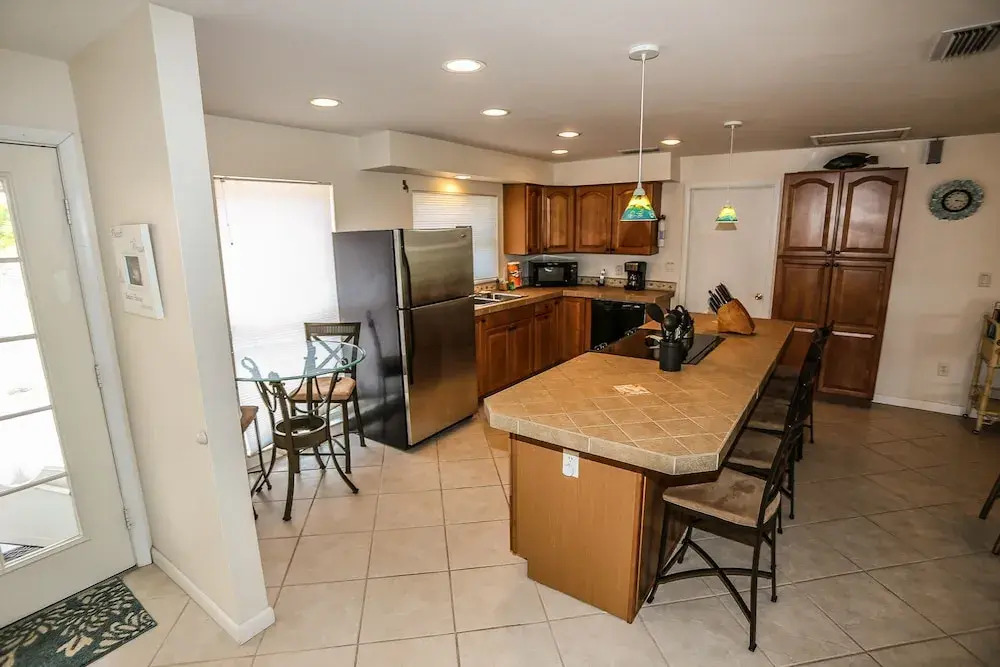 5167Estero