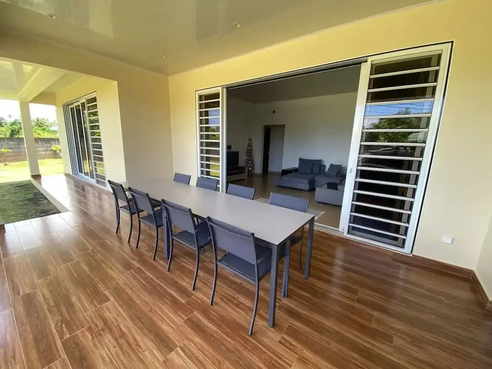 Fare Avea in Mahina With 3 Bedrooms and 2 Bathrooms