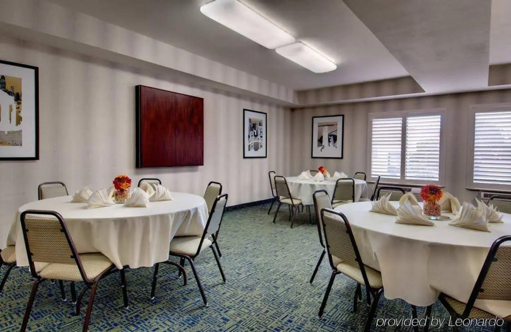 Hampton Inn San Francisco - Daly City