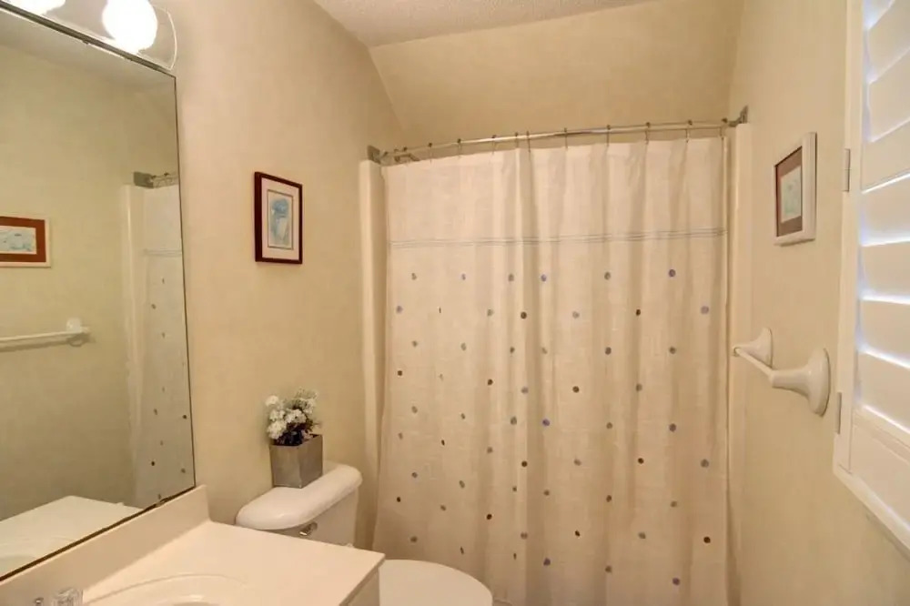 Turtle Cove (formerly Fiddler's Green) 4 Bedroom Home by RedAwning