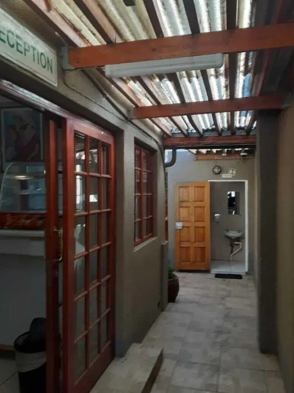 De Lambert Guesthouse