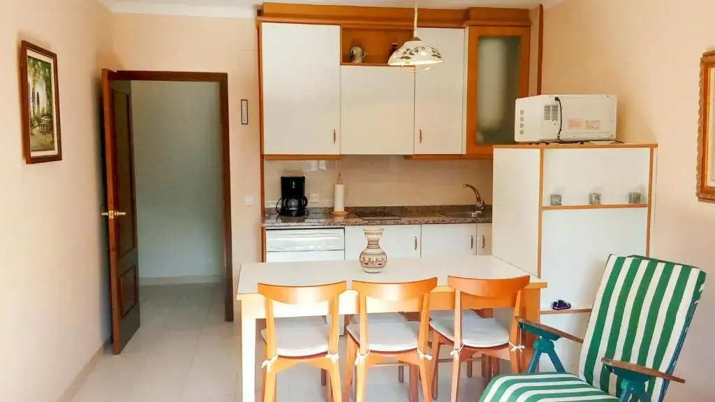 Apartamento Tras a 100m de la playa