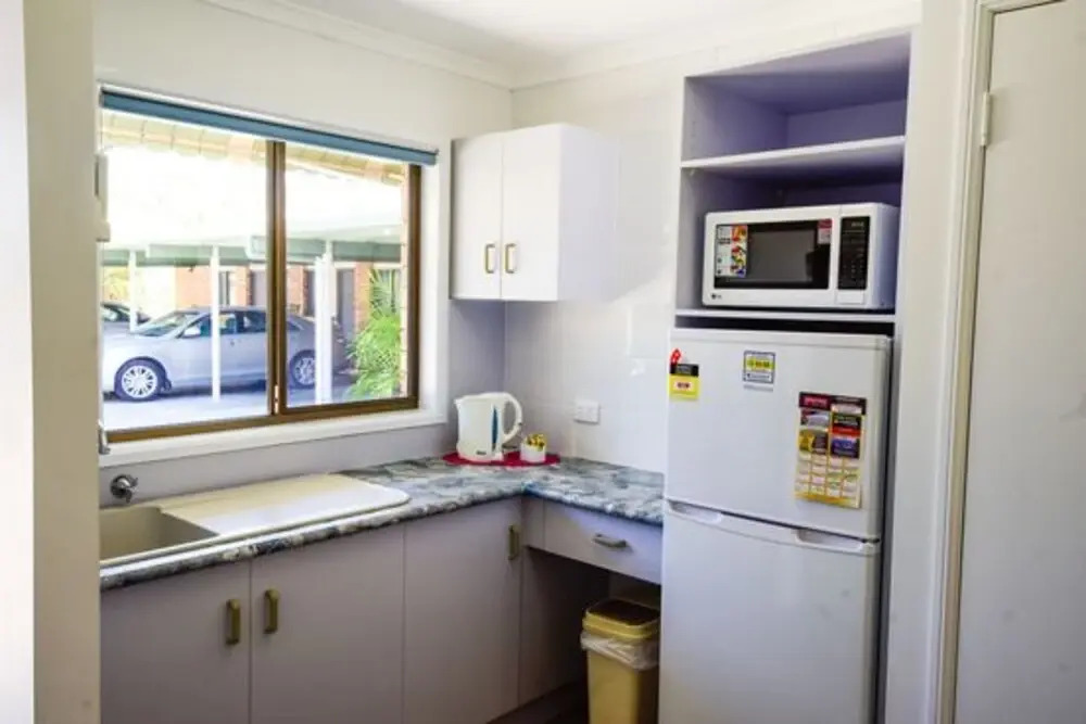 Beach n Reef Motel Self Contained Units