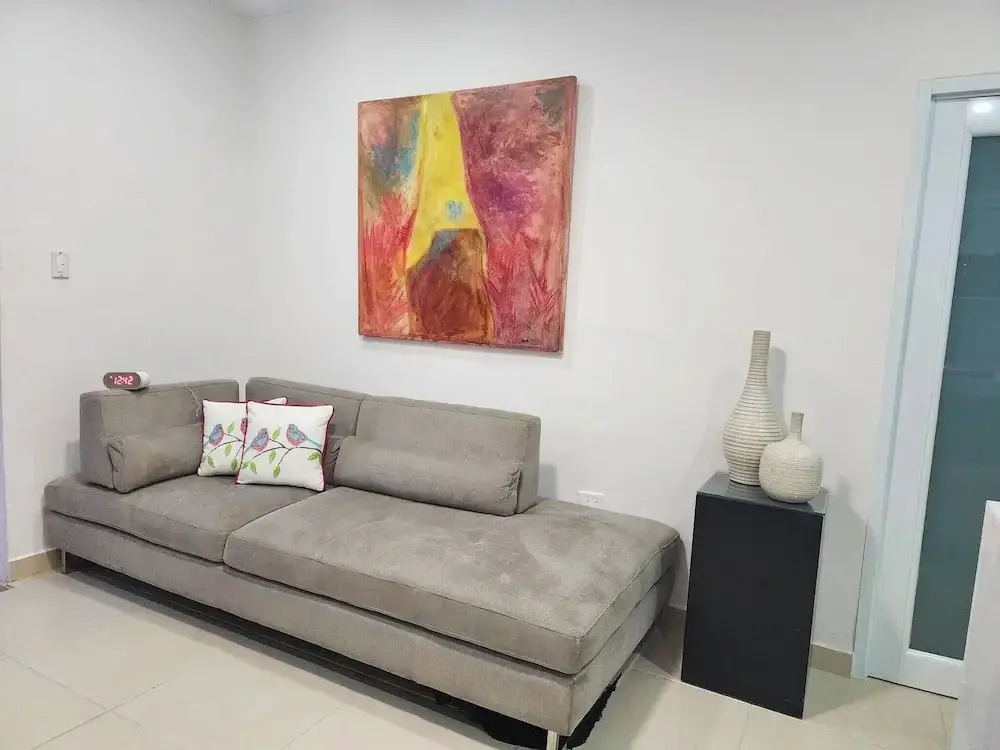 Modern Style 1 Br Near Beaches With Free Parking
