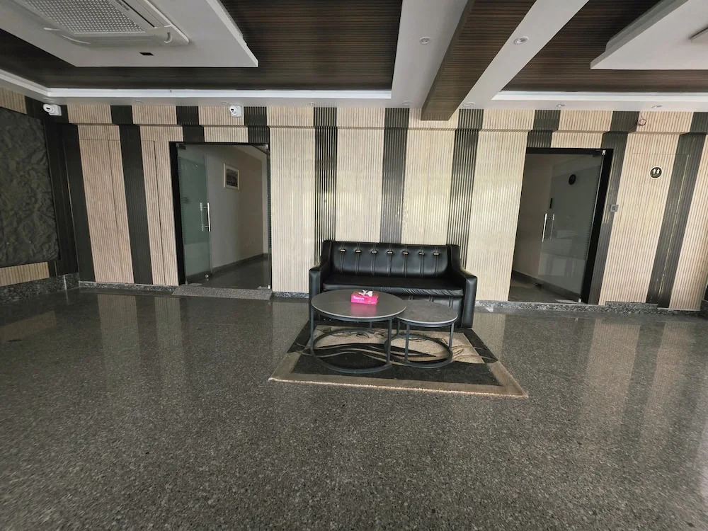 The Bay Suites - NIS