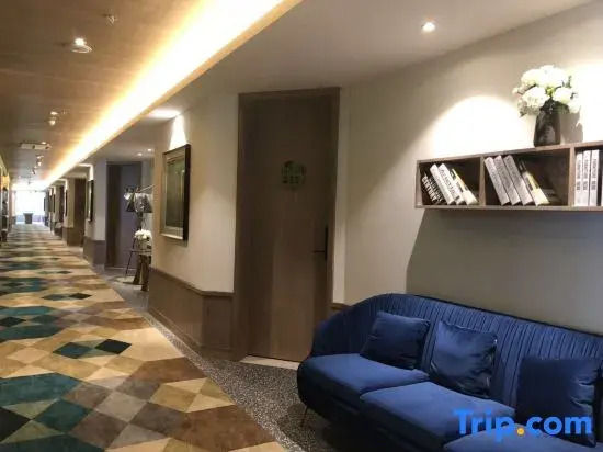 Xike Hotel (Central Hospital East Hospital Pingqiao Century Plaza Branch)