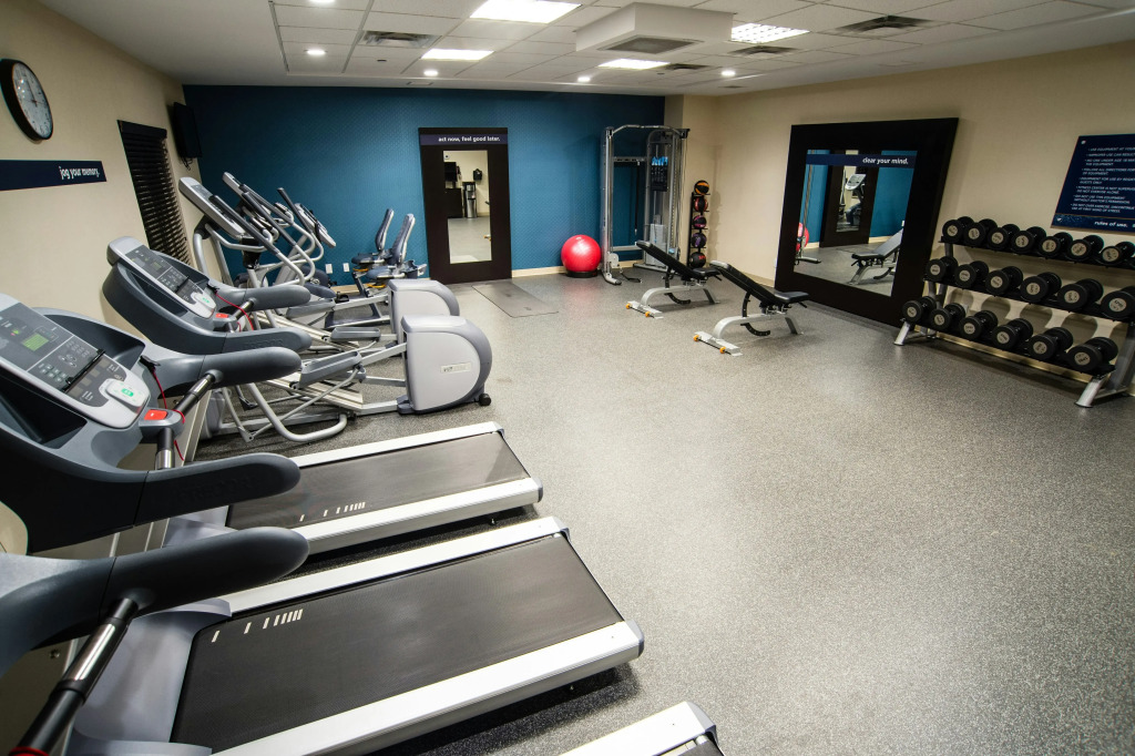 Hampton Inn & Suites East Gate Regina