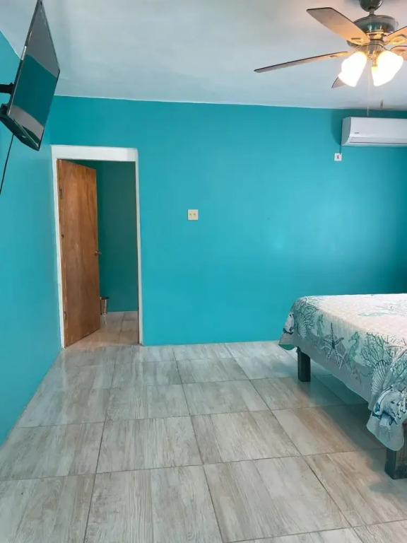 Yanceylargo Estate - Newly Renovated 7br Beautiful Two-story Estate Villa W Gorgeous Mountain View 7 Bedroom Villa by RedAwning