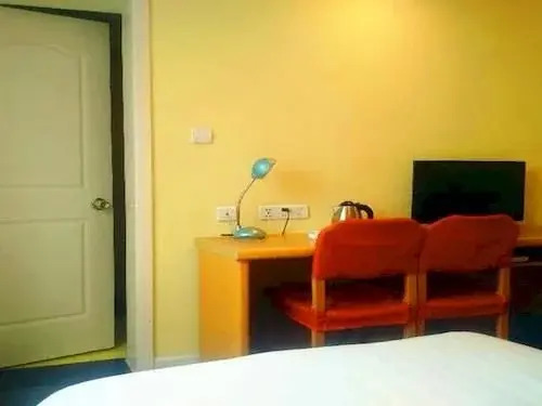 Homeinn · neo (Taicang Xinhua West Road)