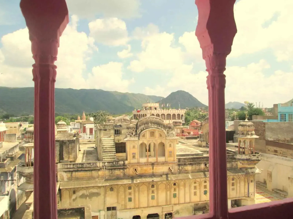 Hotel Paramount Palace