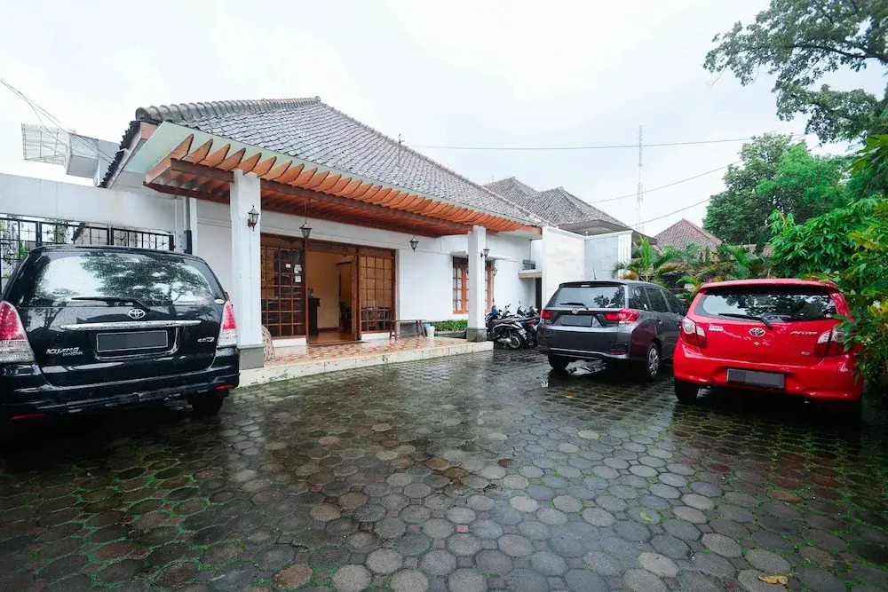 Airy Eco Gatot Subroto Halimun 12 Bandung