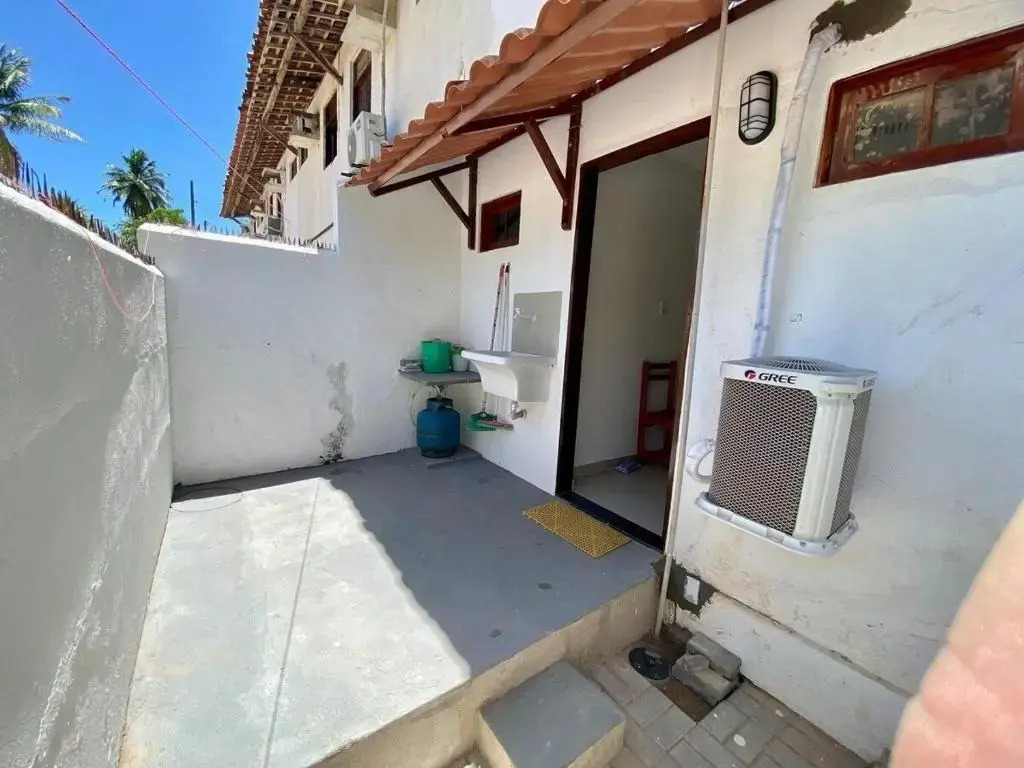 Casa duplex, com 3/4, na Praia do Francês/AL