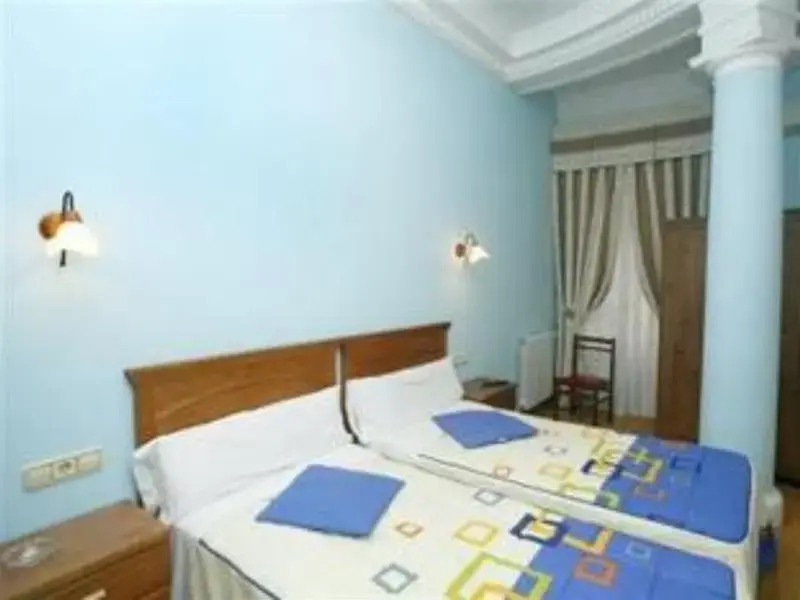 Hostal Alcazar Regis